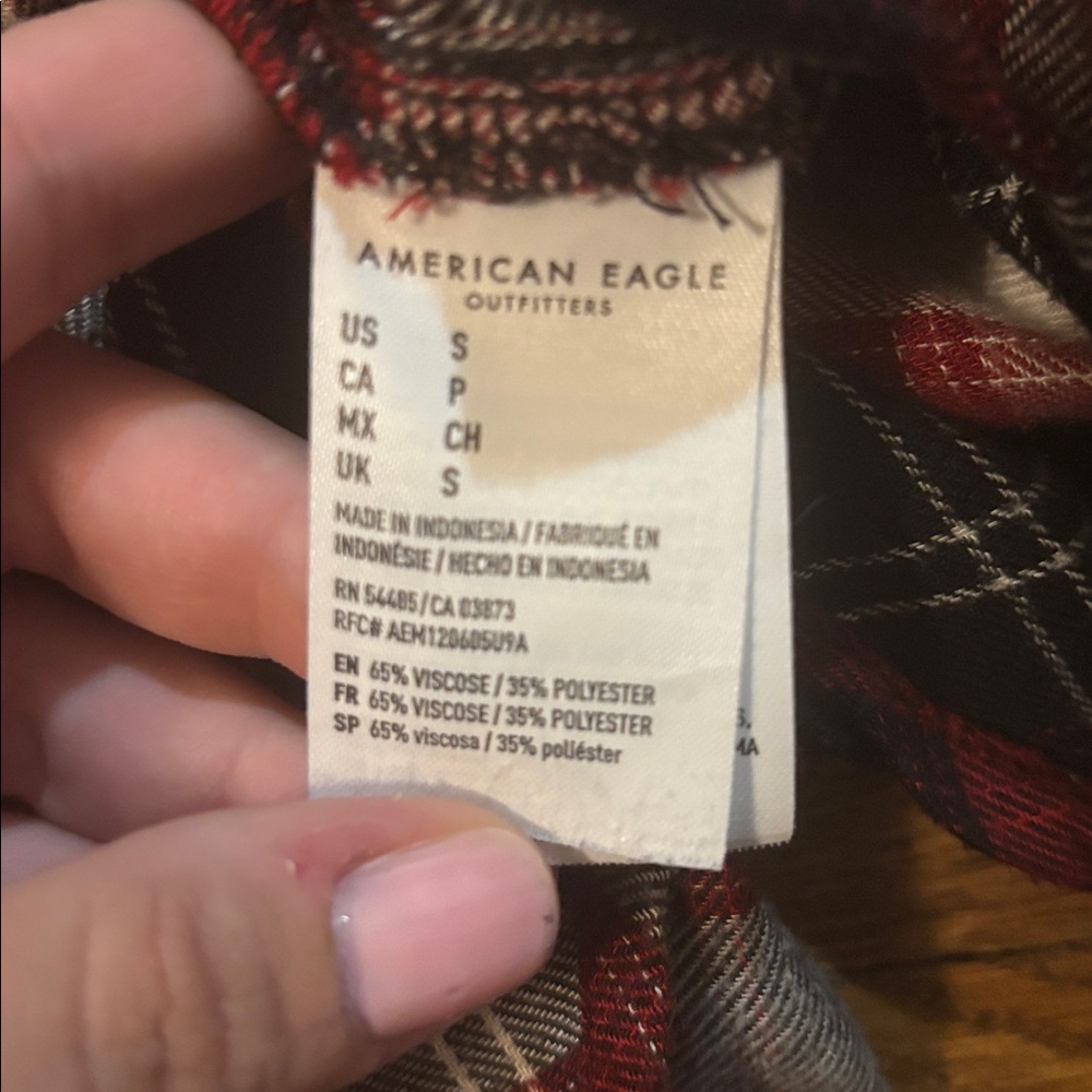 American Eagle Boyfriend Fit Plaid Button Down Plaid Shirt, Women’s Size Small - Picture 5 of 7